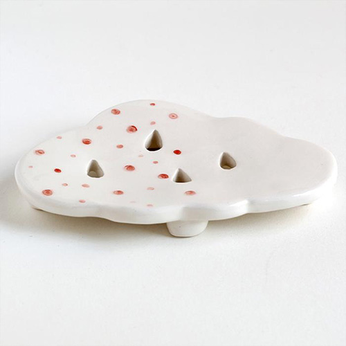 Jabonera de Cerámica Blanca con Forma de Nube – Artesanía Minimalista y Funcional - Imagen 2